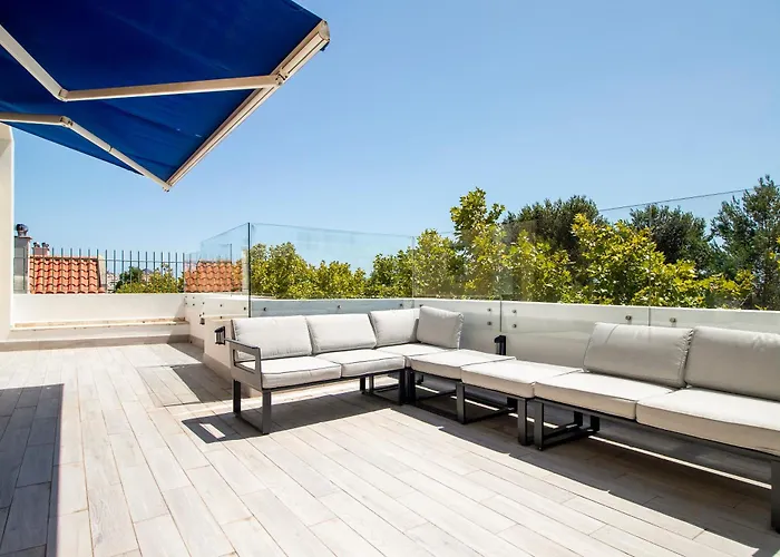 Cascais Duplex Apartment